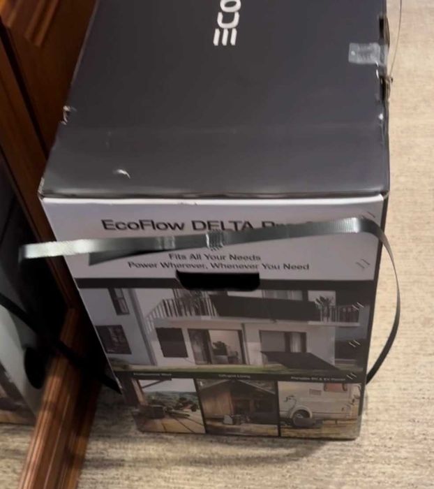 Зарядна станція EcoFlow DELTA Pro 3