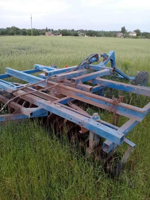 Продам лущільник приципний  саморобний 3.5 м на бдт стойкі.