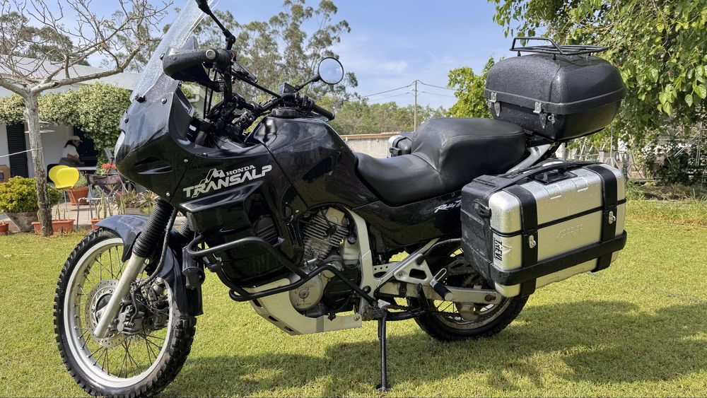 Transalpe de 1997 em bom estado geral
