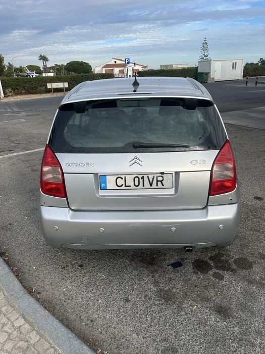 Citroen C2.
