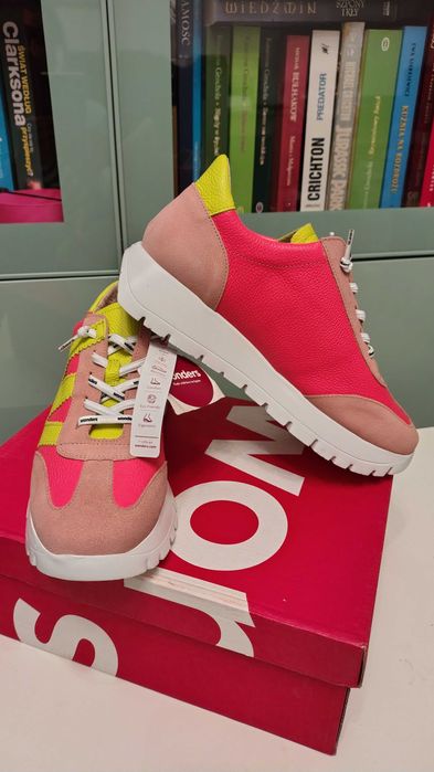 Sneakersy Wonders, rozmiar 38.