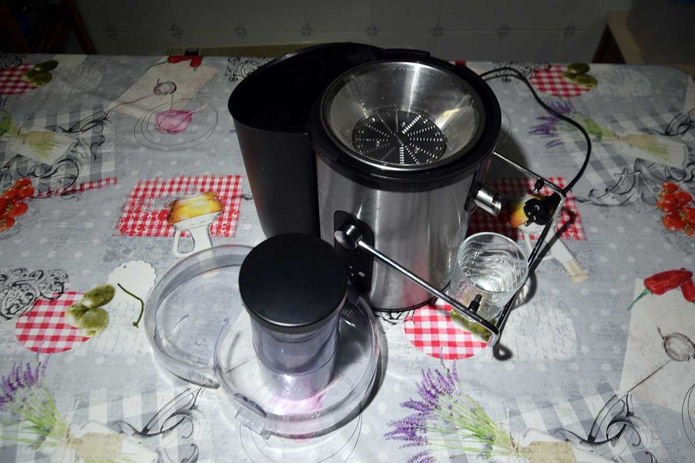 Centrifugador de sumos Becken