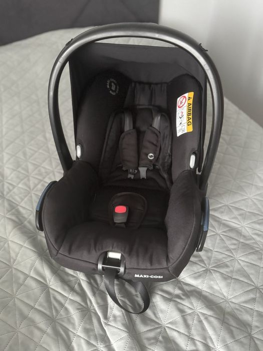 Автокрісло Maxi-Cosi від 0-12 м. Стан нового