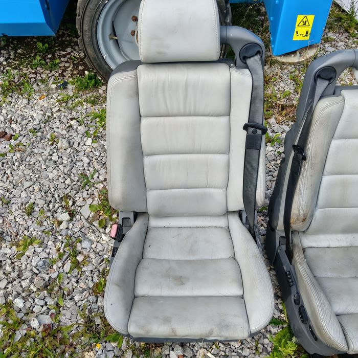 Fotele sport bmw e31 850 przedlift duży komputer.
