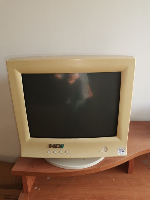 Computador e monitor