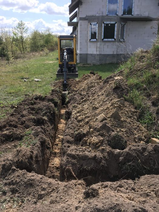 Uslugi mini traktorkiem i mini koparką oraz uslugi ogrodnicze