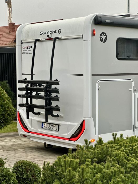 Wynajem kamper FORD Sunlight T680 półintegra automat - 5 osób