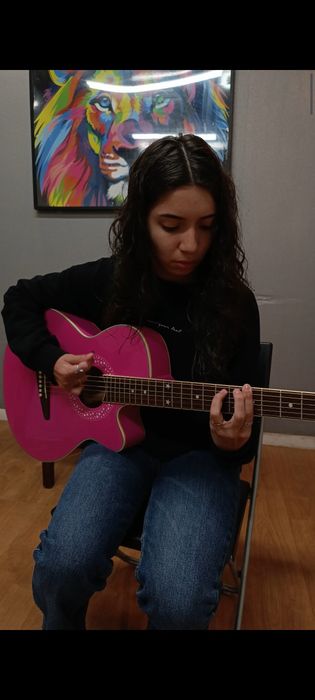 Aulas de Guitarra Acústica / Elétrica