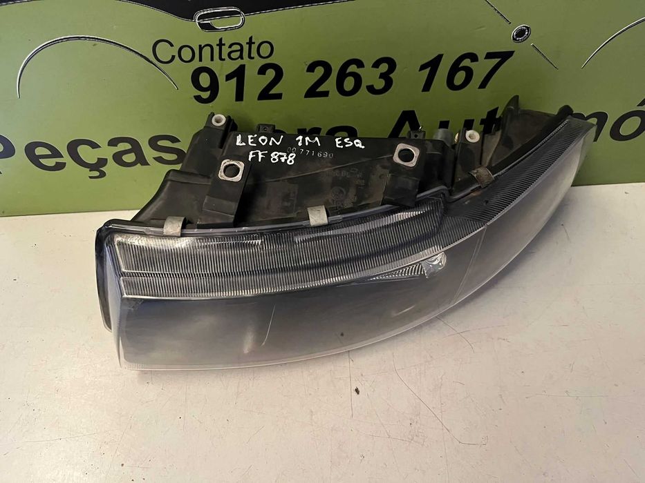 Seat Leon 1M - Farol Esquerdo - FF878