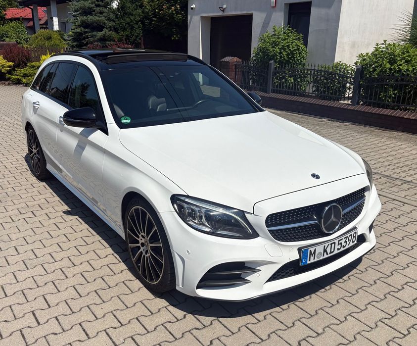 Mercedes-Benz Klasa C Mercedes C220d AMG Night Edition