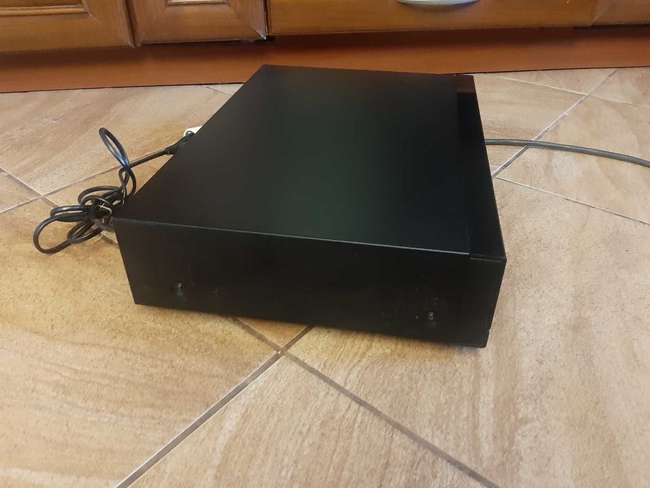 Odtwarzacz CD Philips CD690
