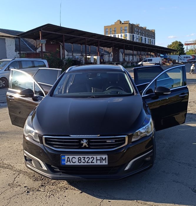 автомобіль Peugeot 508