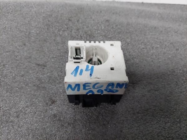 Display / ecrã de informações RENAULT Megane I (BA0/1_)