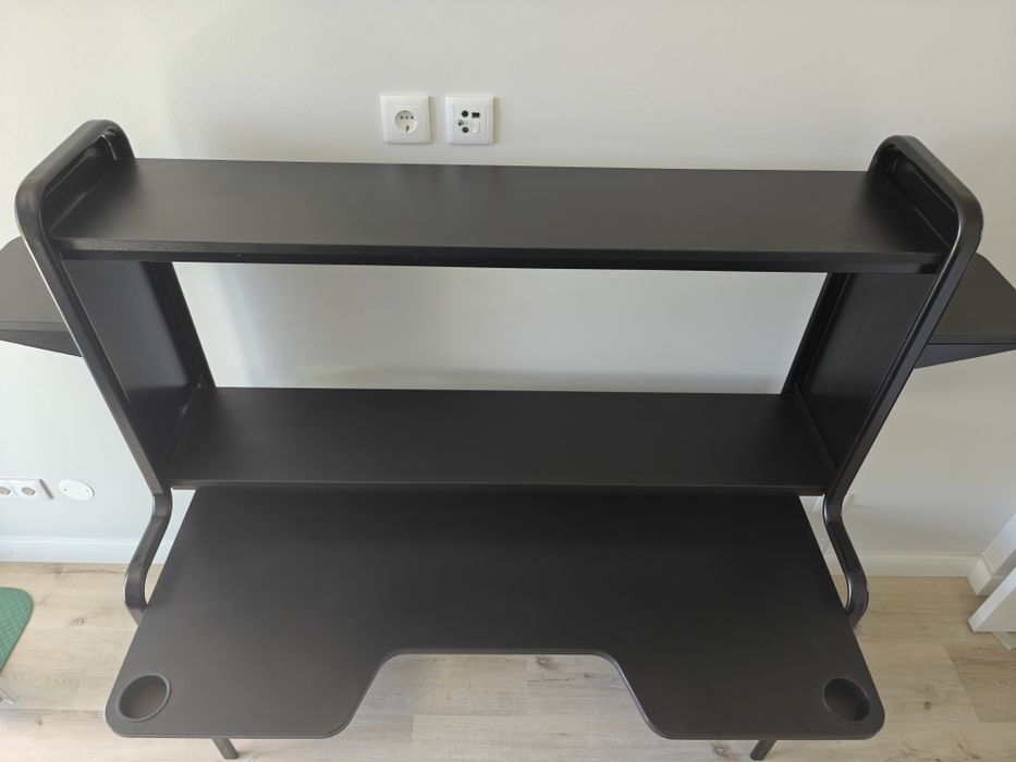 Secretaria Fredde IKEA - Excelente estado