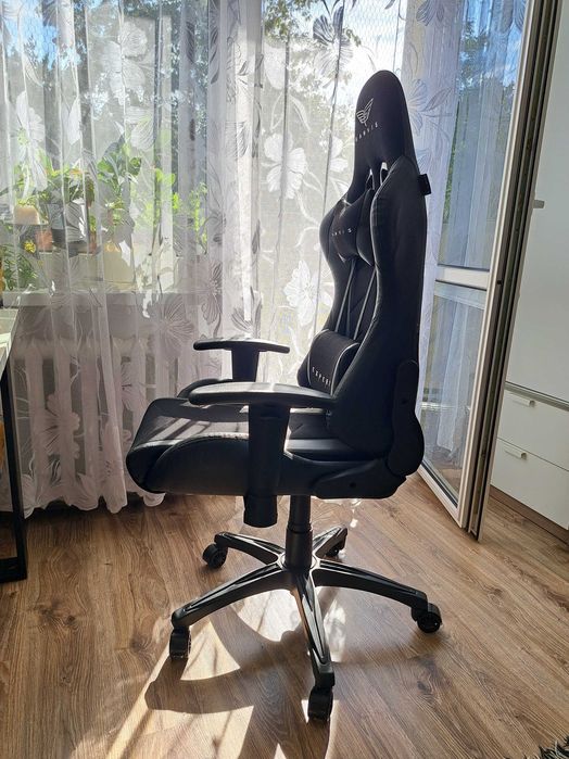 Fotel Gamvis Expert Czarny - używany