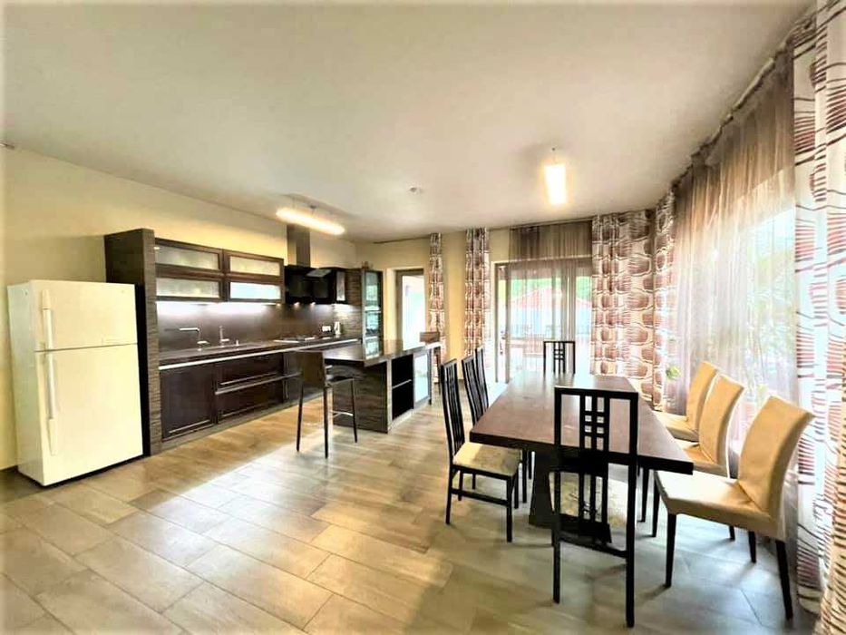 Дом с жилым подвалом 18 соток Свой парк 3 мастер спальни Б Фонтан