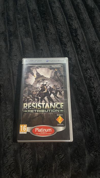 Gra Resistance Retribution na PSP