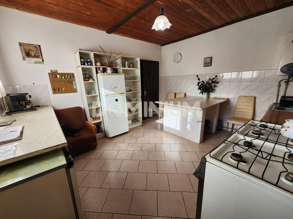 Продається готельний комплекс в м. Тячів