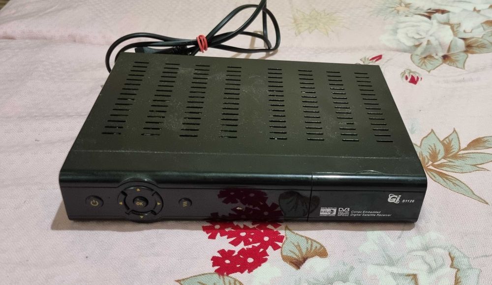 Спутниковый тюнер Gi S-1126