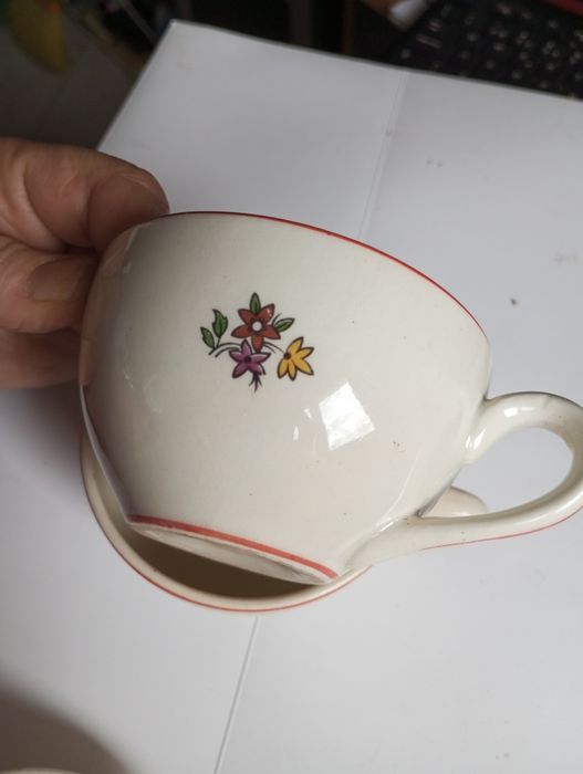Chávenas de porcelana antiga , da Fábrica Cesol (Coimbra)