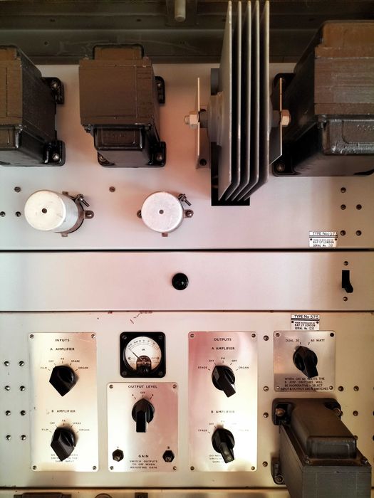 GAUMONT KALEE GK21- Duosonic Cinema AMP