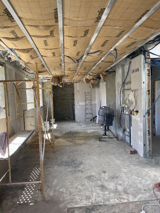 Célio Remodelação e construção zonas de Santarém a leiria