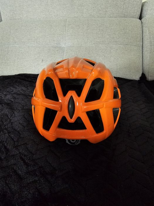 Kask rowerowy Sahoo pomarańczowo-czarny M