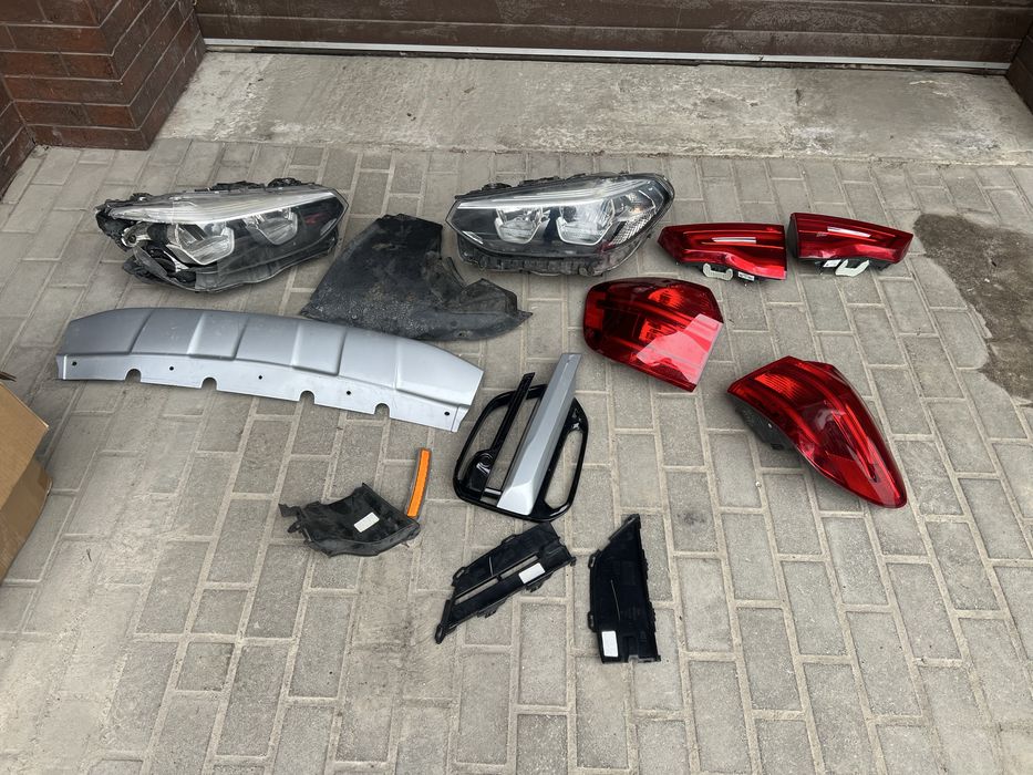 Фари, стопи решітки локер bmw g01 дорест