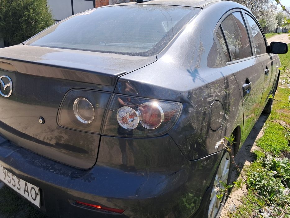 Продам мазду 3  2006року