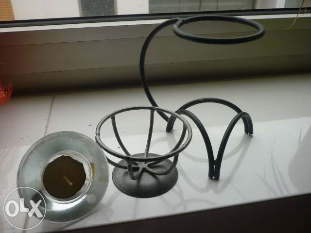 Castiçais decorativos.