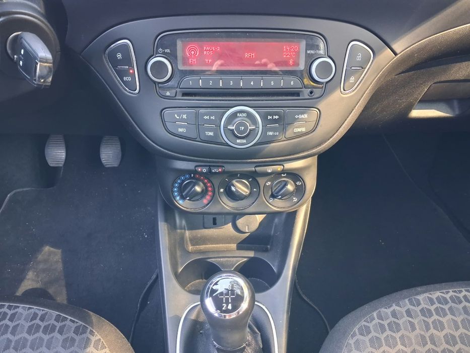 Opel corsa 1.3 eco flex — photo 5