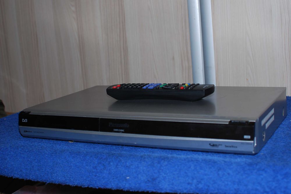 Nagrywarka DVD z Dyskiem twardym Panasonic DMR-EX84 polskie menu