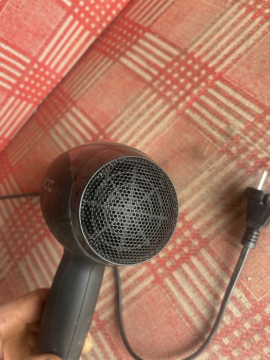 Продаю Фен ECG VV 115 2200w