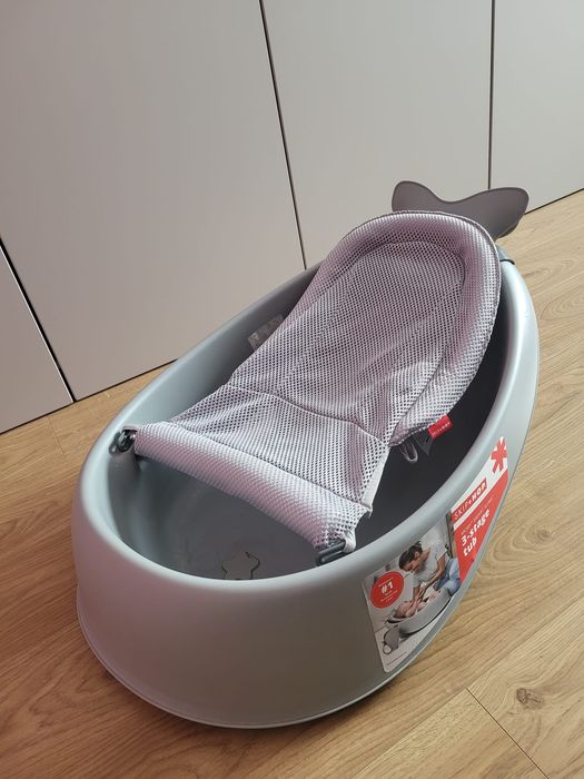 Skip Hop Wanienka 3-etapowa Wieloryb Moby Smart Sling Grey