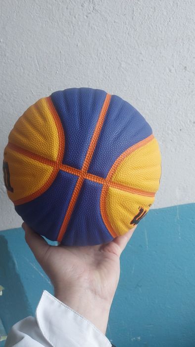 Профессиональный баскетбольный мяч wilson