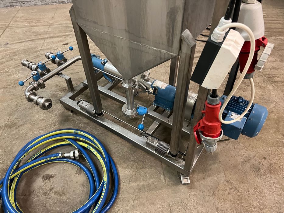 Pompa z wagą do płynów