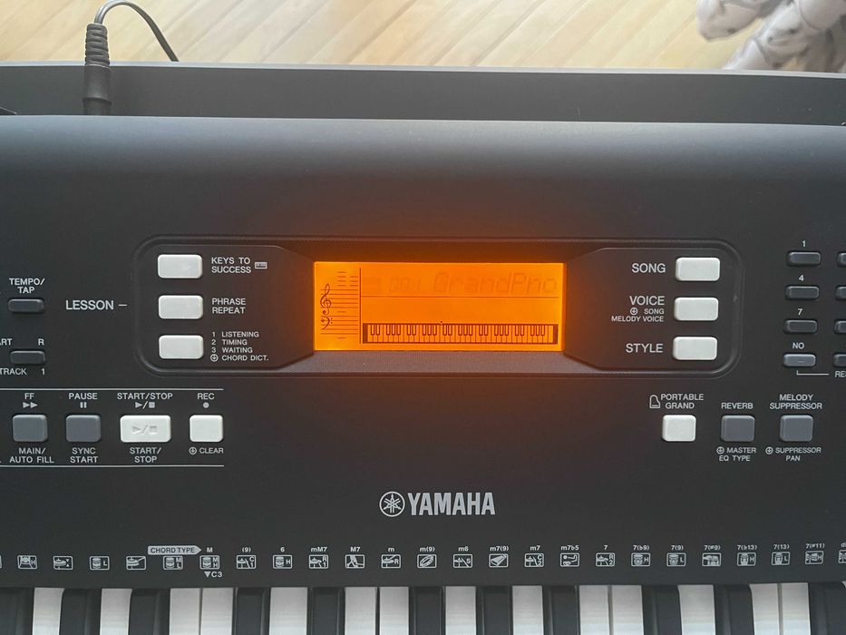 Keyboard Yamaha PSR-363 + Akcesoria