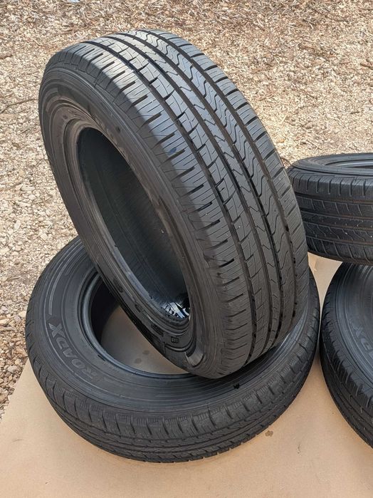 ROADX  235/65 R17 - Como Novos / Muito Bom Estado
