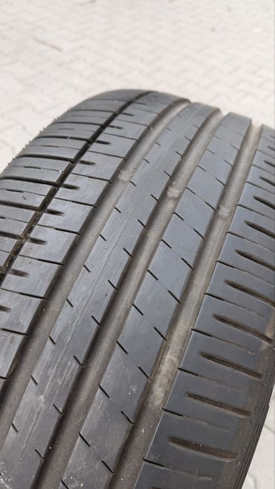 Opony Falken Azenis 255/50/19