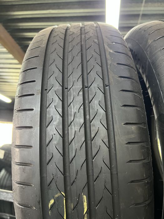 Continental 215/60 R17