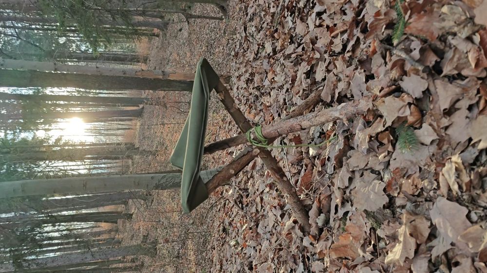 Krzesełko stołek siedzisko turystyczne biwak bushcraft DIY