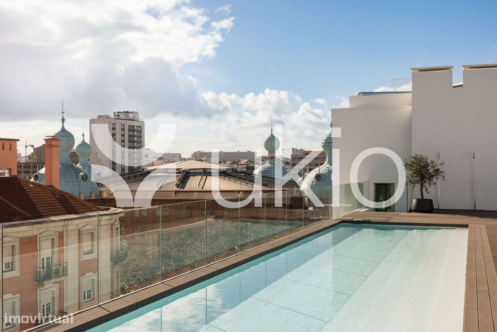 Apartamento T2 quartos com piscina em Avenida de Roma-Campo Pequeno