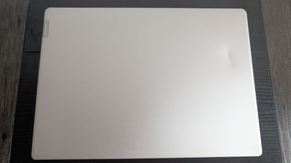 Portátil Lenovo Ideapad 330S (14") - i3 8ª Gen / 12GB RAM / 128GB