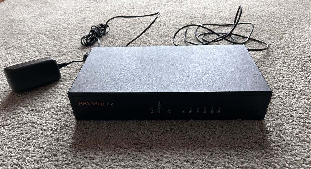 One access pbx plug 6BL
