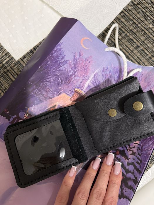 Чоловічий шкіряний гаманець