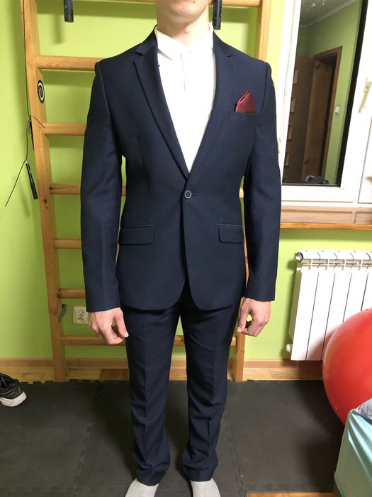 Garnitur męski slim granatowy