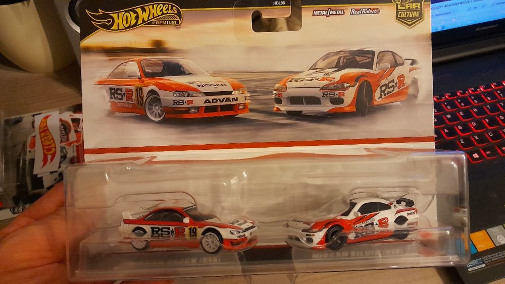 Hot wheels premium dwupack nissan