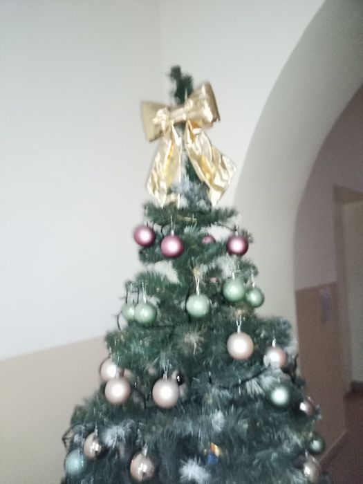 Новорічна ялинка Дешево