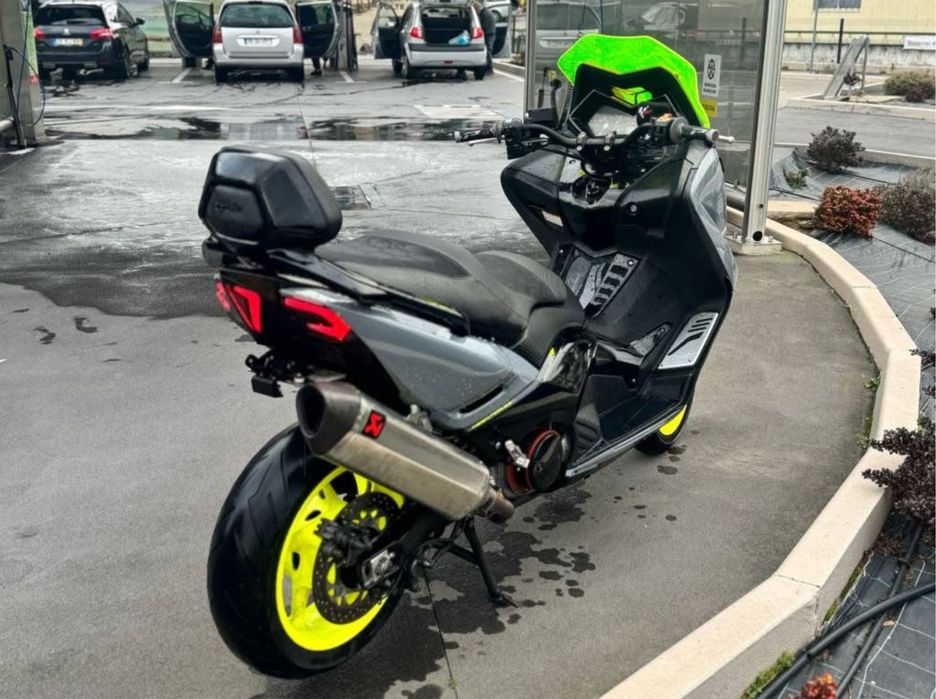 Vendo Yamaha Tmax 530