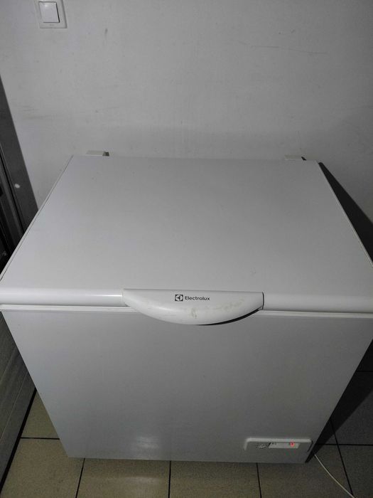 Sprzedam zamrażarkę elektrolux
